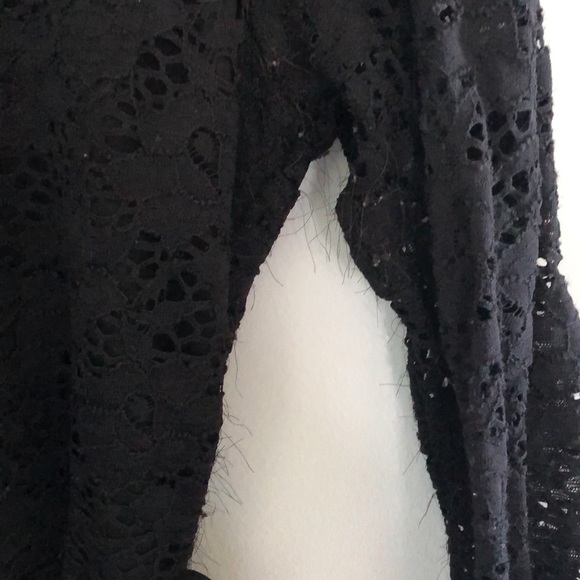 As shown - Picture 3 of 4